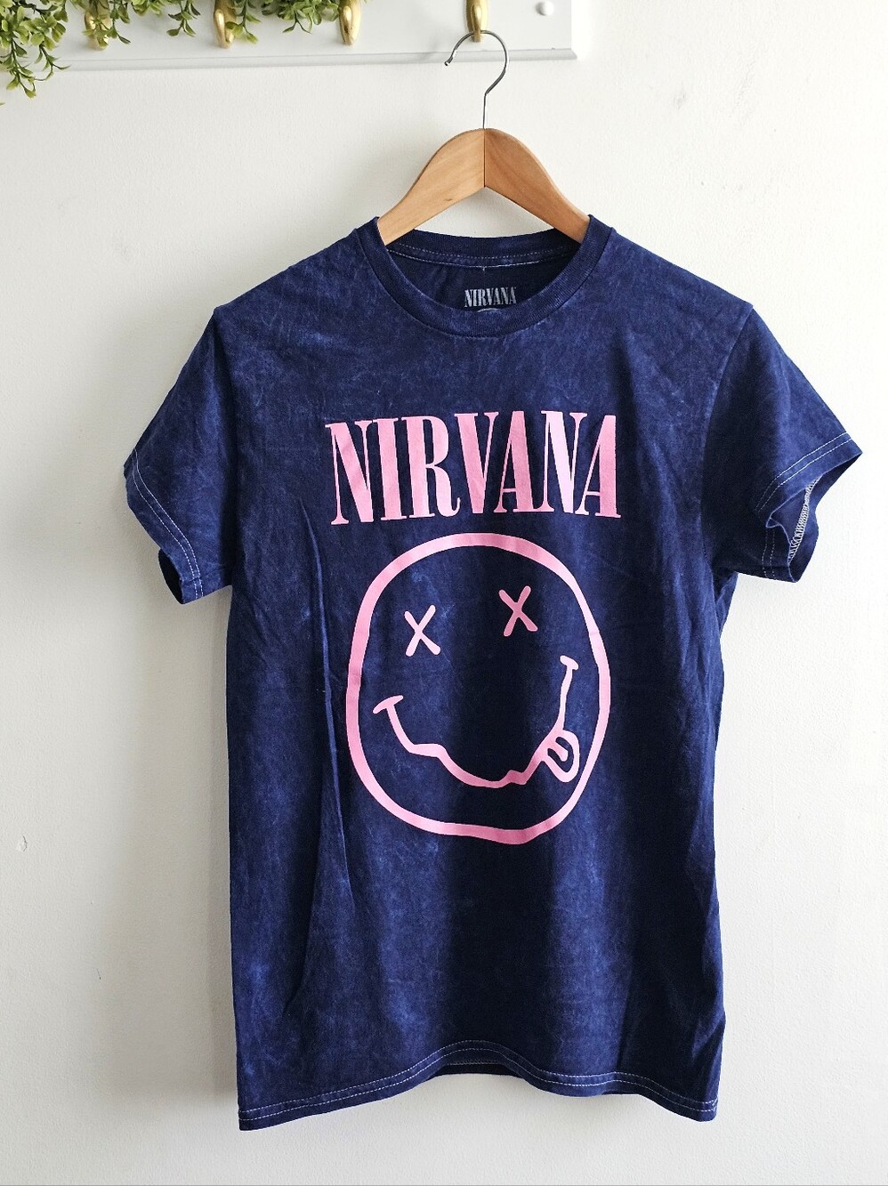 Nirvana Smiley Face Band T-Shirt Blue Pink Graphic Tee Acid Wash 100% Cotton S